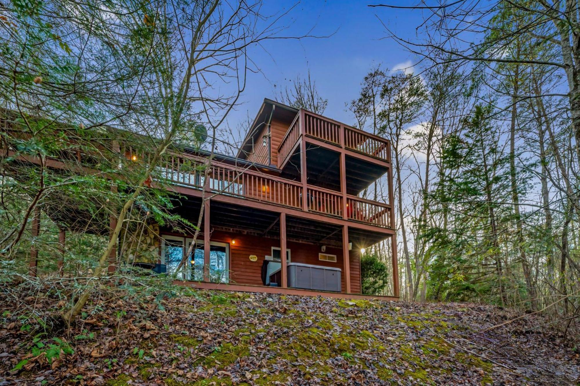 Villa Peaceful Living Minutes From Blue Ridge Hot Tub Pool Table Esterno foto