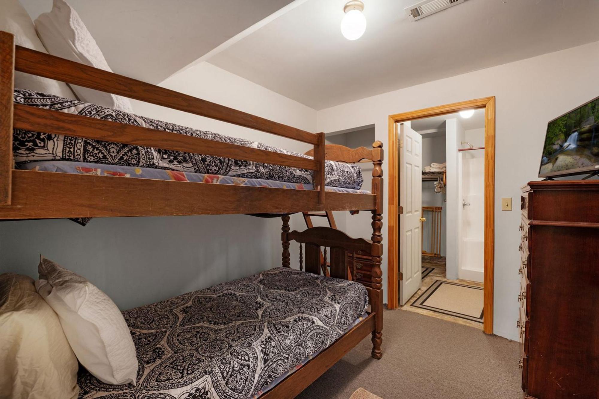 Villa Peaceful Living Minutes From Blue Ridge Hot Tub Pool Table Esterno foto